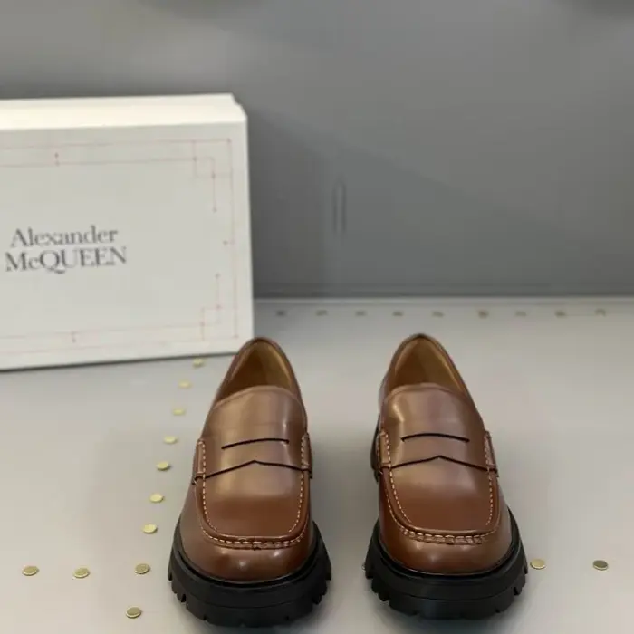 Alexander McQueen Penny Loafers With Classic Moc Toe Design In 2 Colors