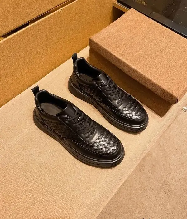 Bottega Veneta Woven Intrecciato Style Texture Sneakers