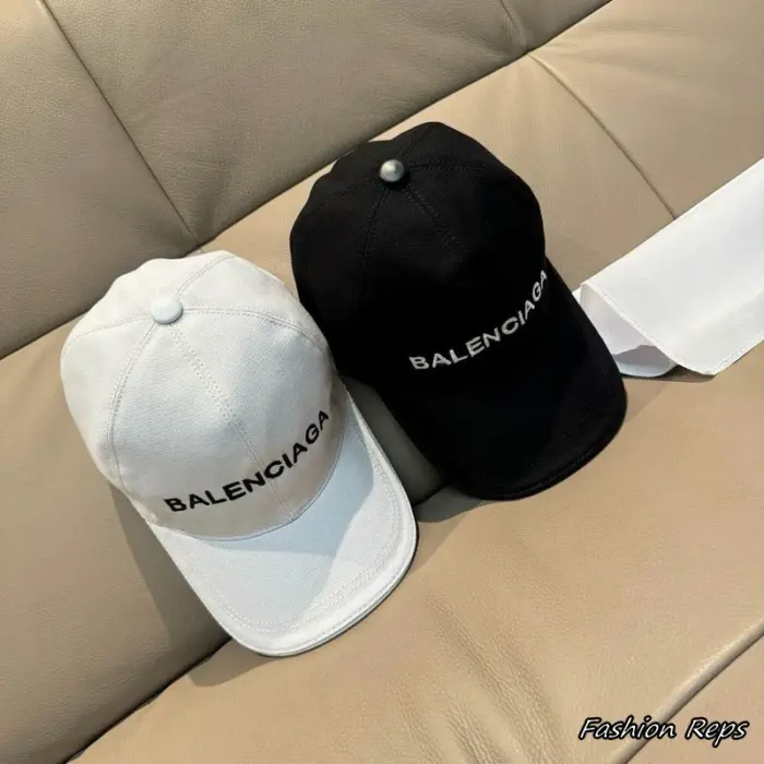 Balenciaga Logo Embroidered Baseball Cap In 2 Colors