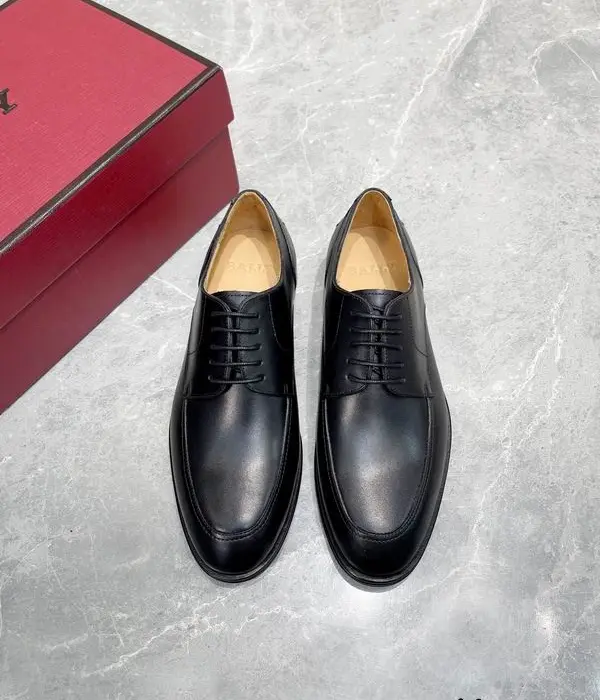 Bally Wedmer Derby Shoes With Refined Apron Toe Design