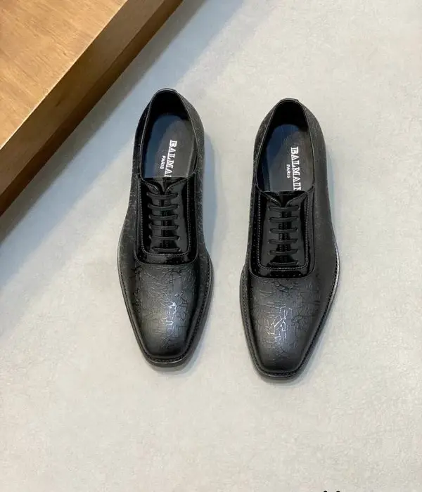 Balmain Dress Shoes With Subtle Textured Pattern