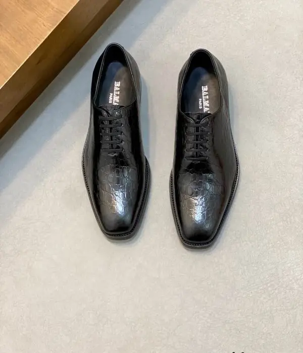 Balmain Dress Shoes With Crocodile Embossed