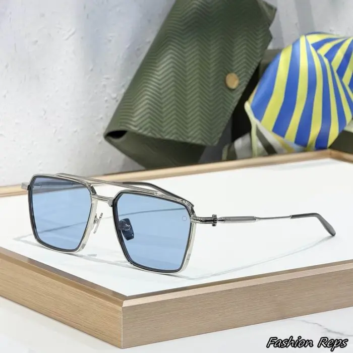 Akoni Telesto AKS 523 Square Sunglasses In Different Colors