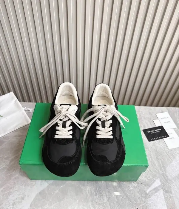 Bottega Veneta Orbit Flash Suede Sneakers In Black