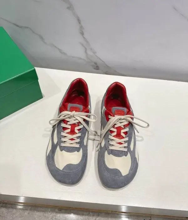Bottega Veneta Low Top Orbit Flash Sneakers
