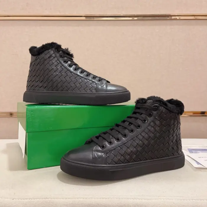 Bottega Veneta Intrecciato Pattern With Cozy Shearling Trim Along The Collar