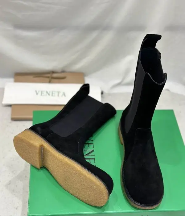 Bottega Veneta Elasticated Side Panel Chelsea Boots In 2 Colors