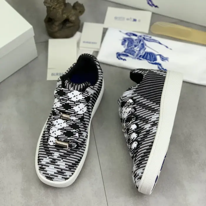 Burberry Knitted Low Top Check Pattern Sneakers In Different Colors