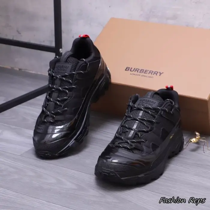 Burberry Arthur Sneakers With Chunky Sole In Black