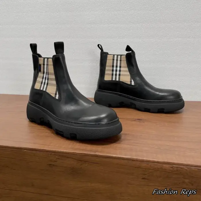 Burberry Creeper Low Chelsea Boots With Elasticated Side Panels