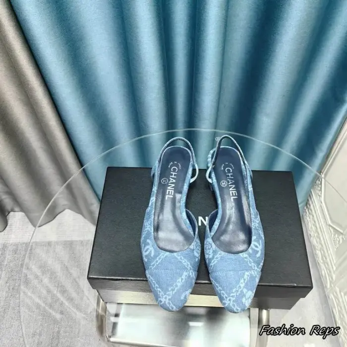 Chanel Slingback Flats Sandals With All Over Interlocking CC Print