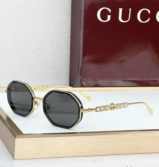 Gucci Crystal Interlocking G Octagonal Frame Sunglasses In Multiple Colors
