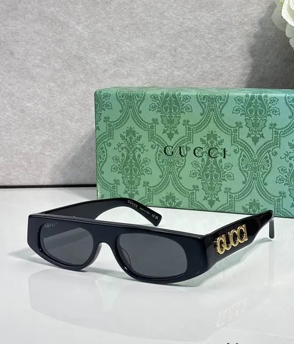 Gucci GG1771S Geometric Sunglasses In Different Colors