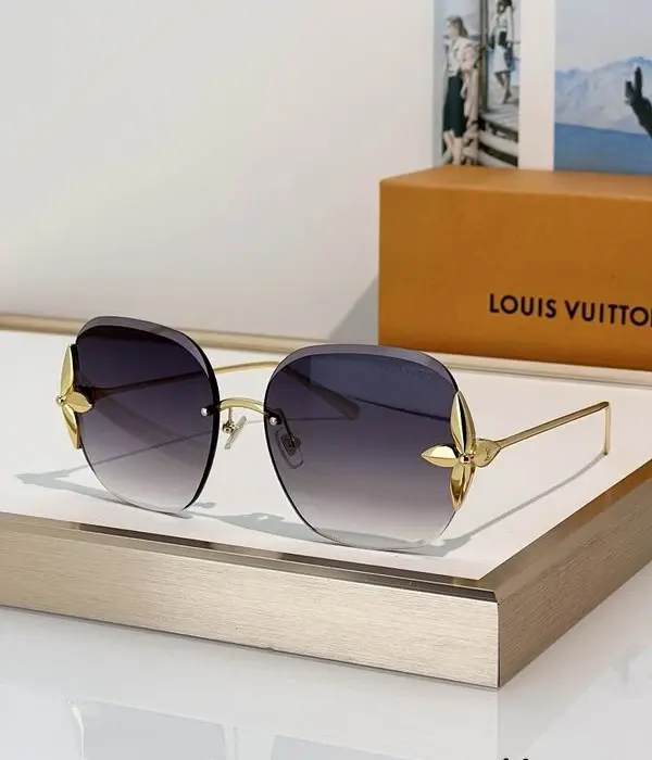 Louis Vuitton Flower Edge Metal Square Sunglasses In Different Colors
