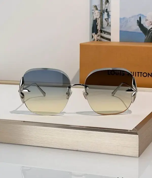 Louis Vuitton Flower Edge Metal Square Sunglasses In 2 Colors