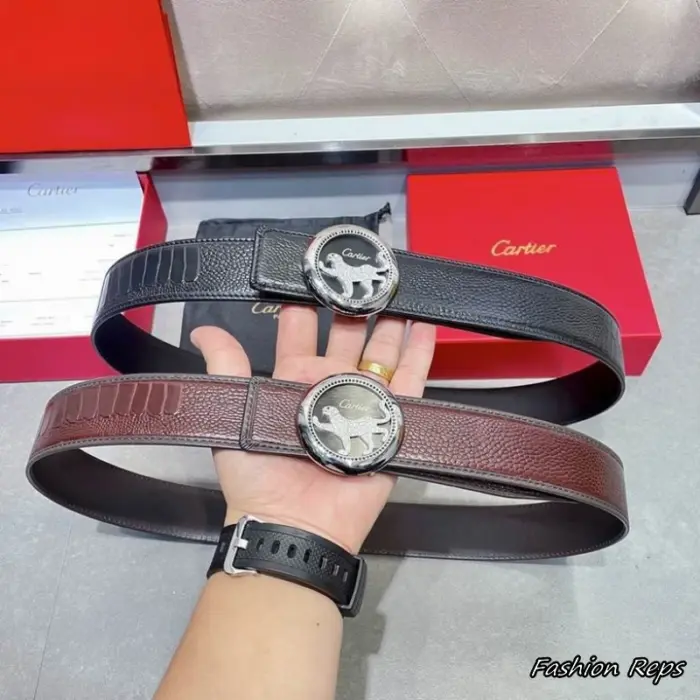 Cartier 38MM Panthère de Cartier Round Buckle Hybrid Textured Leather Belts