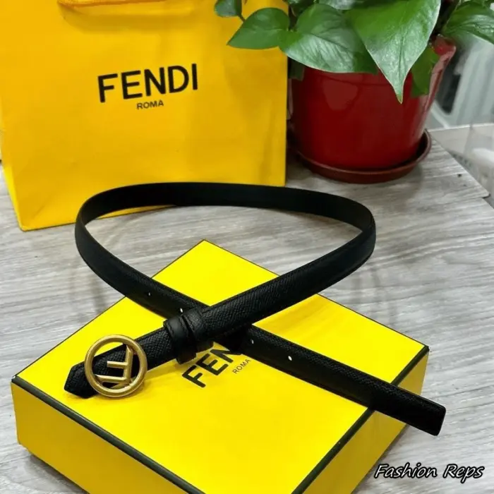 Fendi 20MM Black Vitello Liberty Reversible Skinny Belt