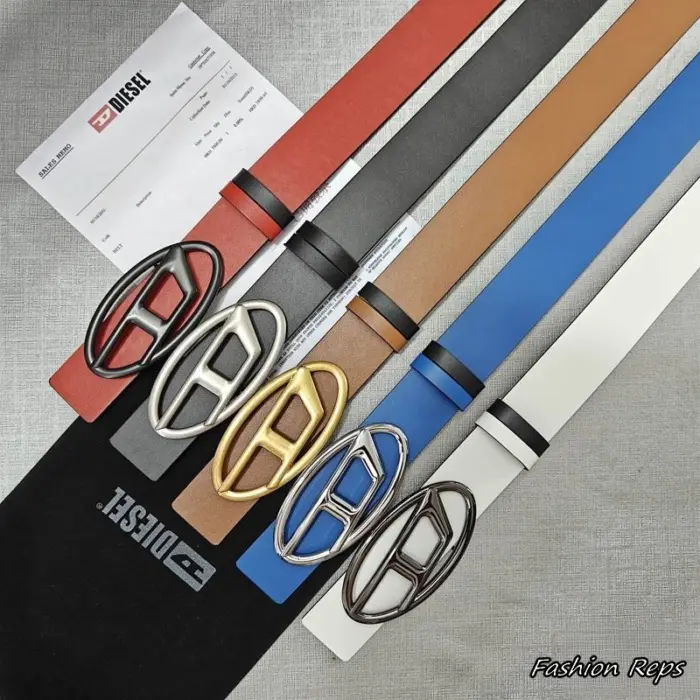 Diesel 38MM Plain Leather Oval D Plaque Belts