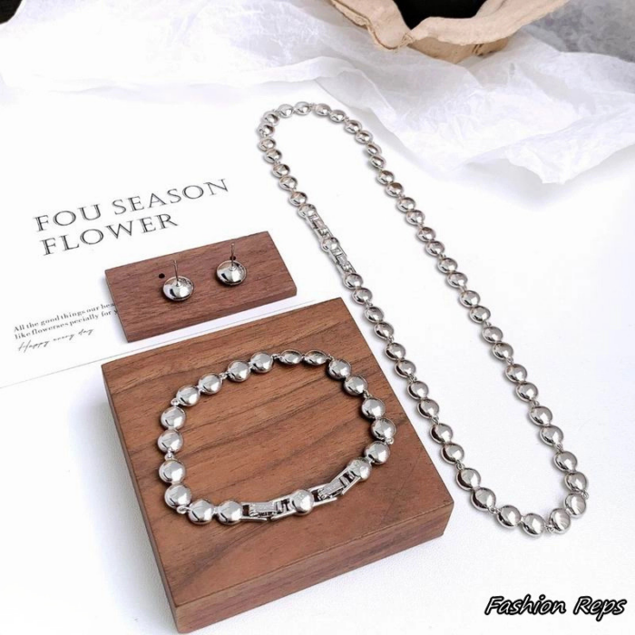 Swarovski Una Angelic Necklace & Bracelet & Earrings Set