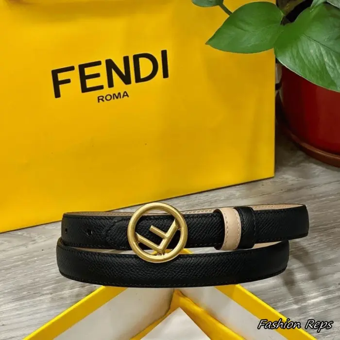Fendi 20MM Reversible Leather Skinny Belt