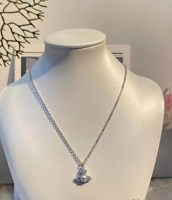Vivienne Westwood Ismene Pendant Necklace