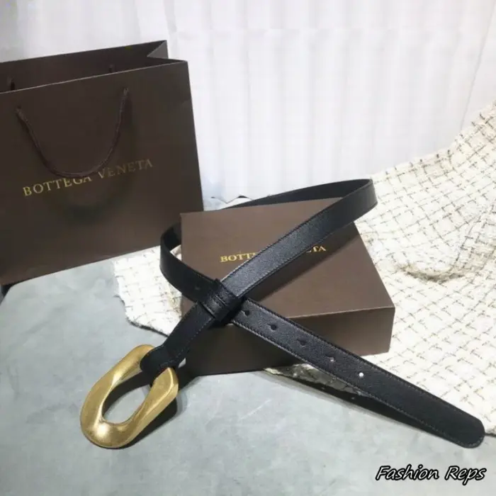 Bottega Veneta 25MM Sculptural Organic Buckle Leather Belt