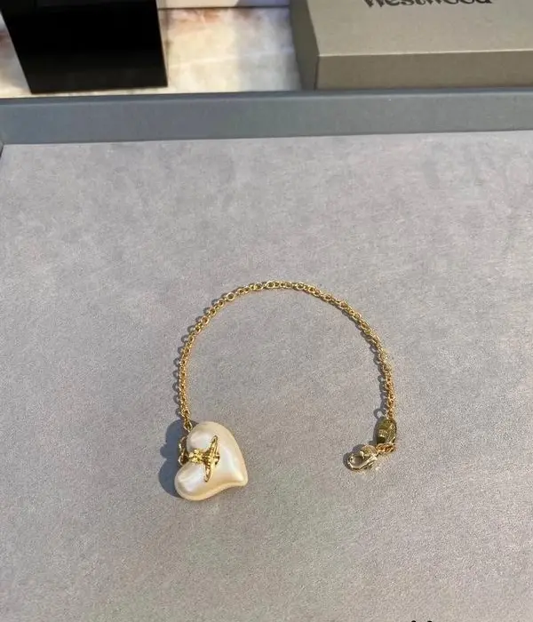 Vivienne Westwood Sheryl Pearl Heart Bracelet