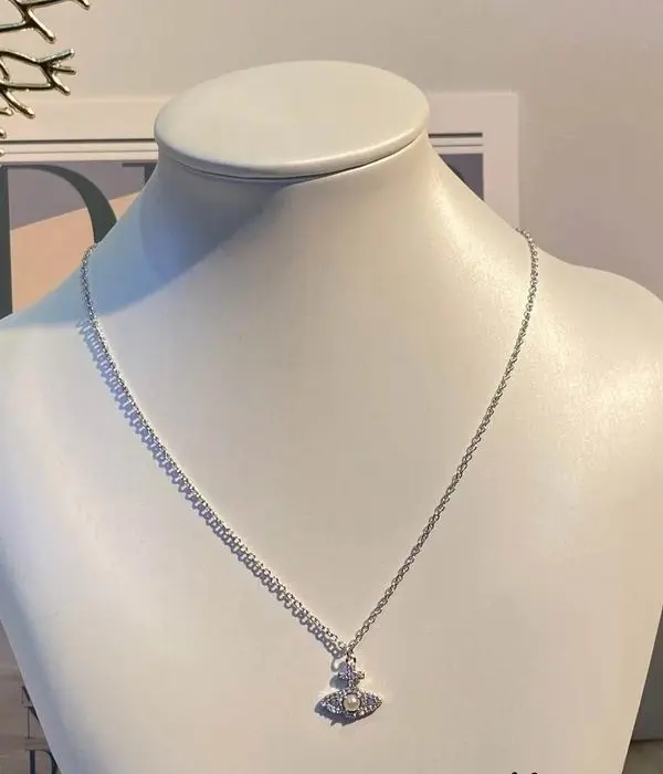 Vivienne Westwood Olympia Pearl Pendant Necklace
