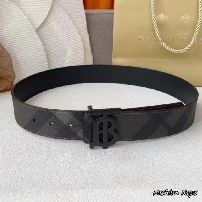 Burberry 40MM Reversible TB Monogram Charcoal Check Belt