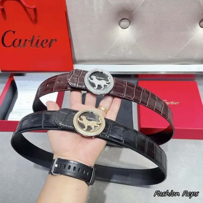 Cartier 38MM Panthère de Cartier Round Buckle Crocodile Embossed Leather Belts
