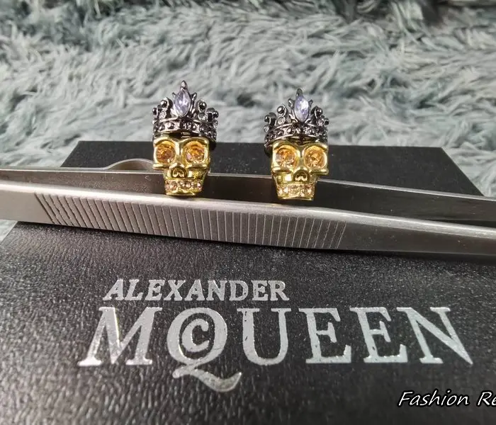 Alexander McQueen Crowned Skull Stud Earrings