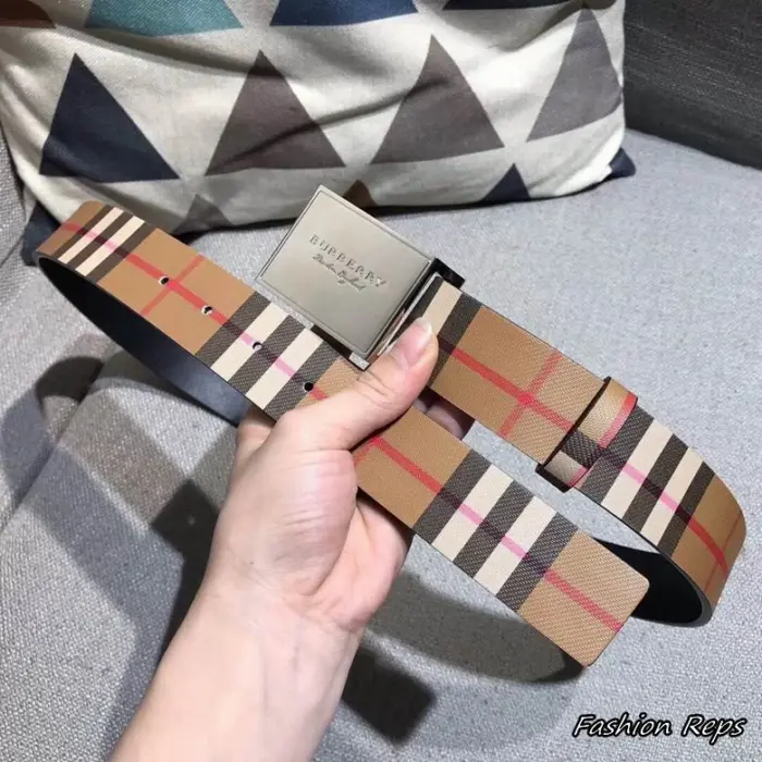 Burberry 34MM Vintage Check Plaque Buckle Leather Belts In Different Buckle Colors
