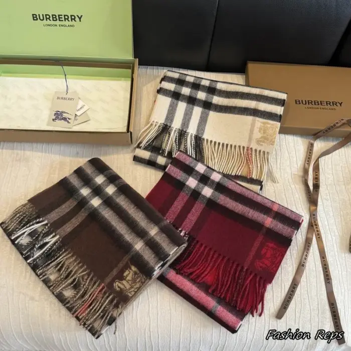 Burberry Check Pattern Cashmere Scarf In 2 Colors