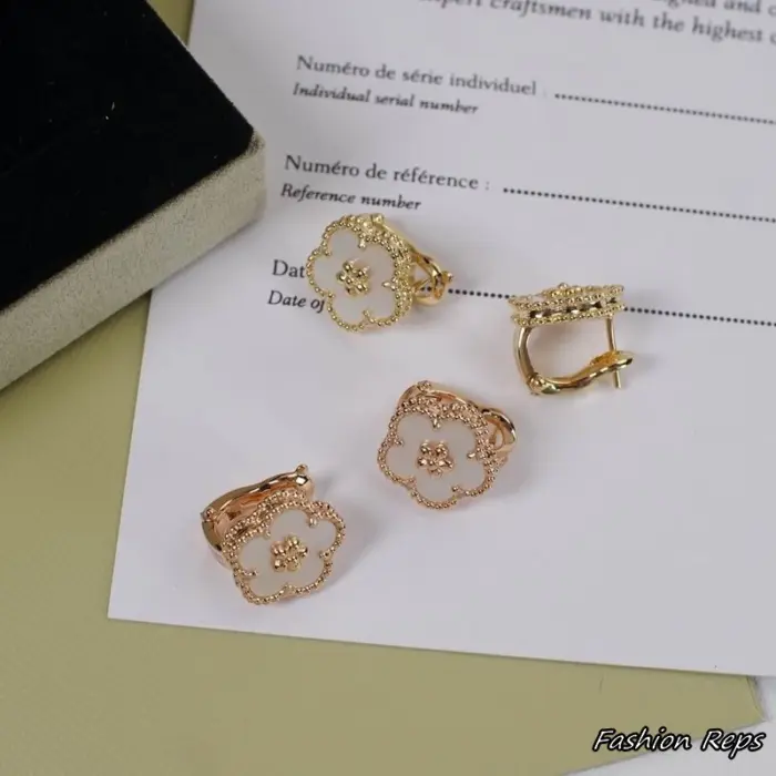 Van Cleef & Arpels Lucky Spring Plum Blossom Earrings In 2 Colors