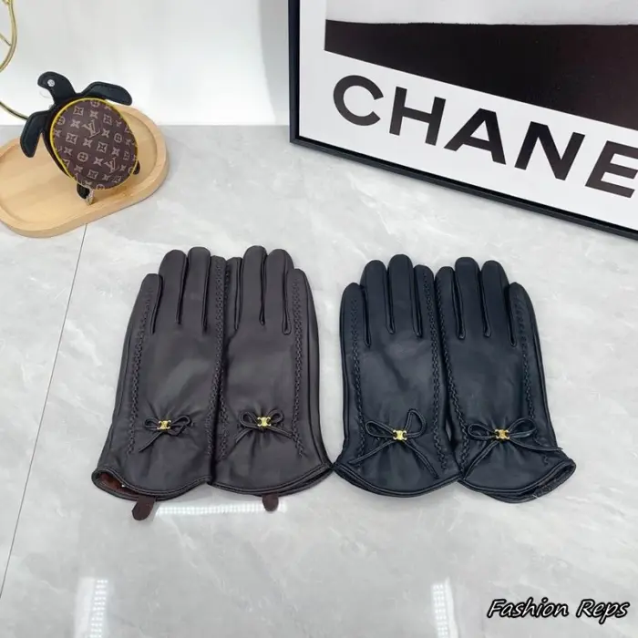 Celine Triomphe Bow Detail Leather Gloves In 2 Colors