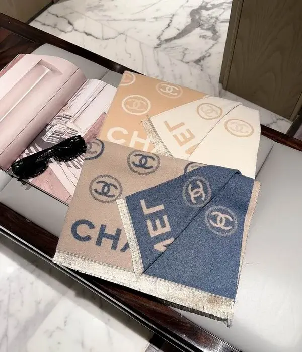 Chanel Geometric Grid Patterned Scarf In 2 Colors