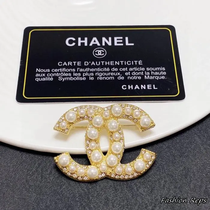 Chanel CC Brooch
