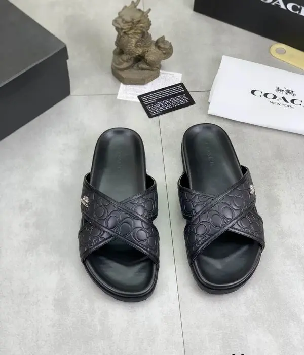 Coach Sculpted C Criss Cross Sliders