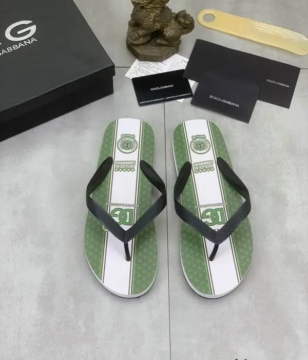 Dolce & Gabbana Women's Sliders With Prominent DG Logo Graphic On The Footbed