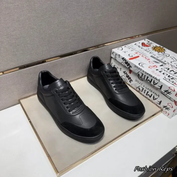 Dolce & Gabbana Low Top Sneakers With Contrasting Suede Toe Panels