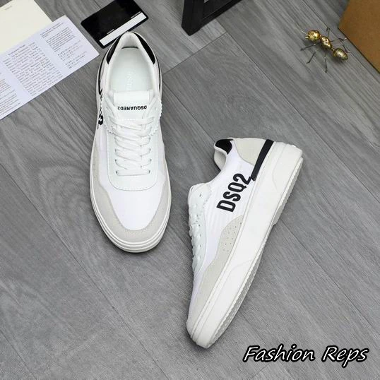 DSQUARED2 Low Top Sneakers With DSQ2 Side Branding