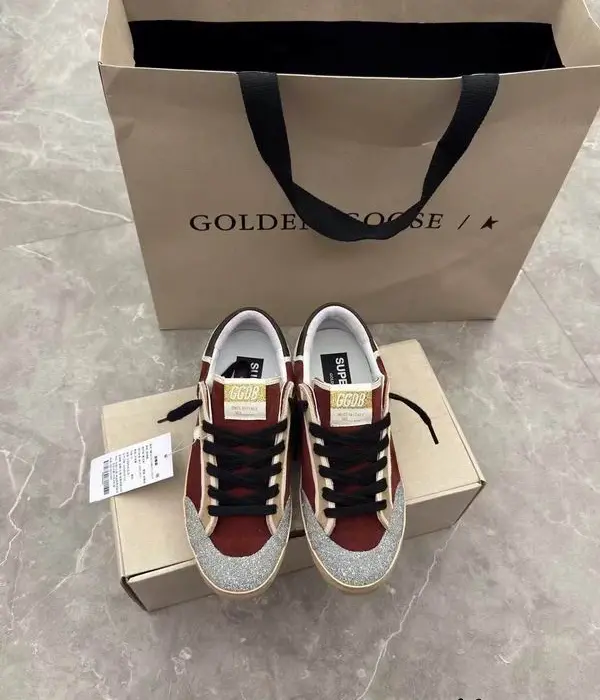 Golden Goose Super Star Women's Sneakers With Sparkling Glitter Toe Cap