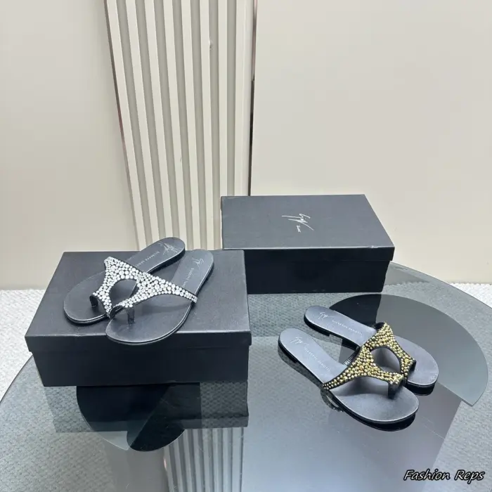 Giuseppe Zanotti Clarett Crystal Embellished Flat Sandals In 2 Colors