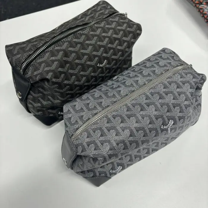 Goyard Bowling 25 Toiletry Bags