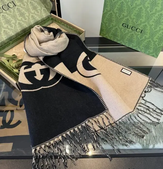 Gucci Interlocking G Wool and Cashmere Scarf