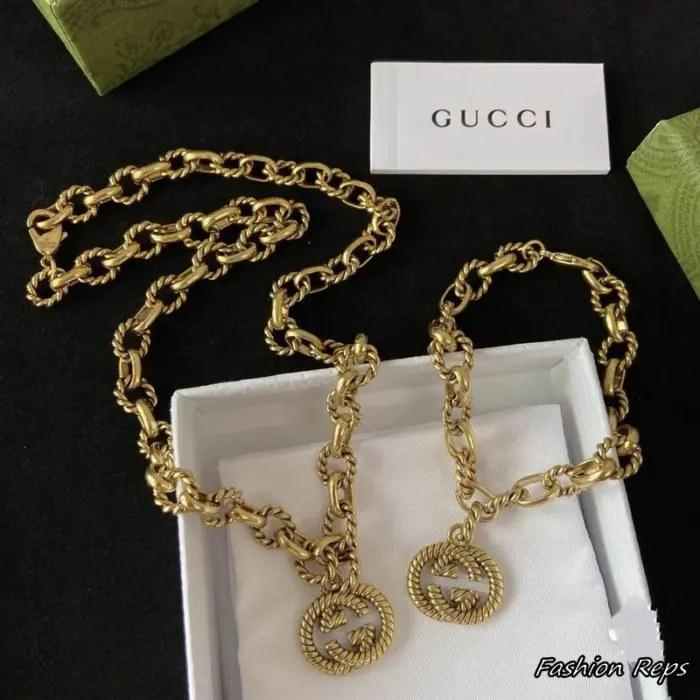 Gucci Interlocking G Textured Charm Choker Necklace & Bracelet Set