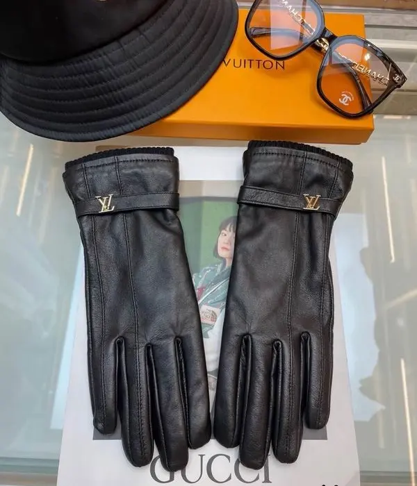 Louis Vuitton Leather Strap Knit Trim Gloves