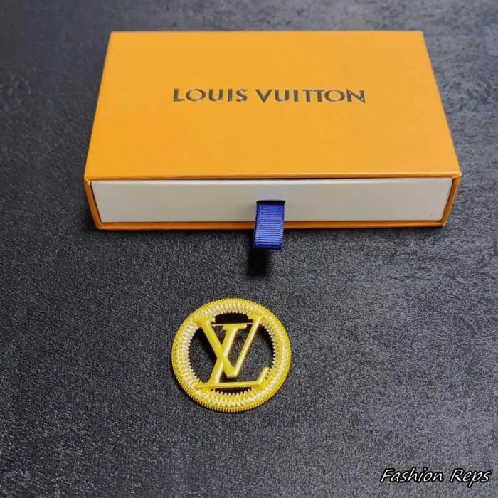 Louis Vuitton Sparkling Louise Brooch