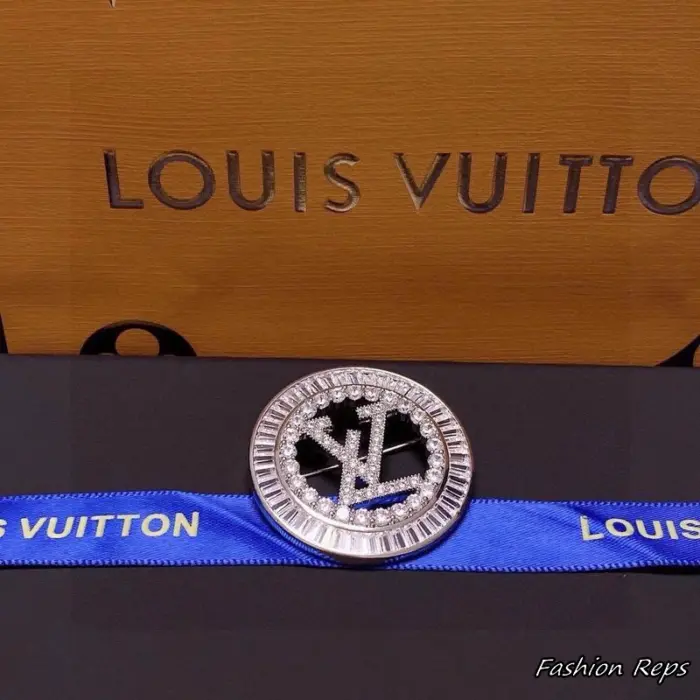 Louis Vuitton Sparkling Crystals Louise Brooch