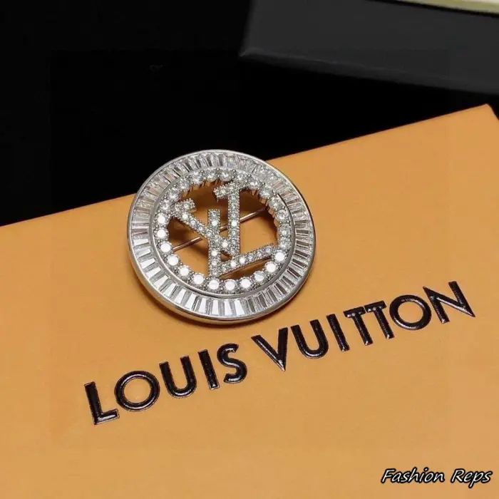 Louis Vuitton Sparkling Crystals Louise Brooch